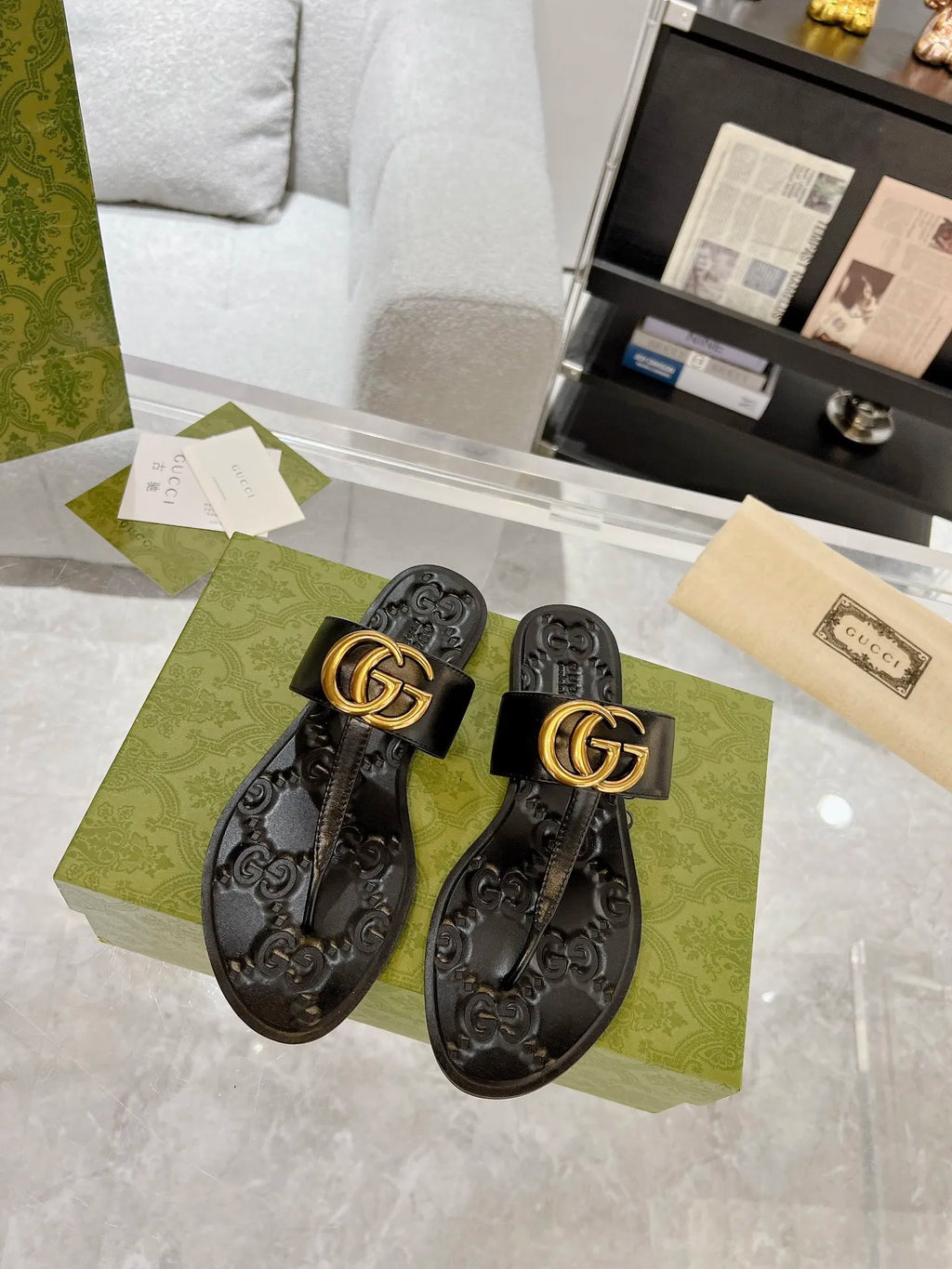 Men and Women Slippers S1091