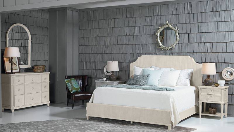 California King Panel Bed Y7567