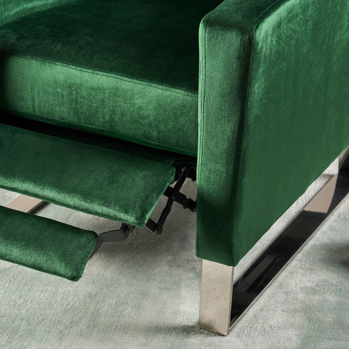Green Velvet Push Back Recliner K17522