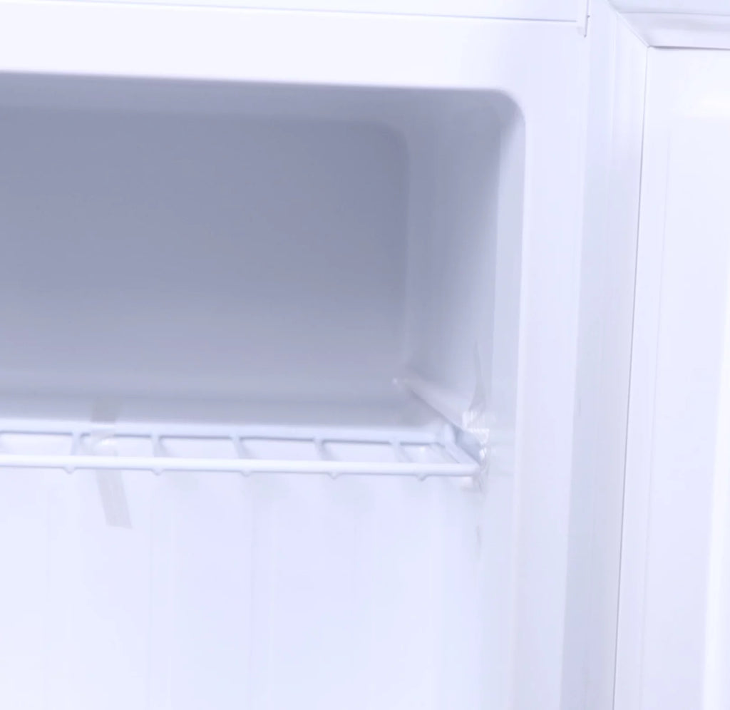 White 1.1 cu. ft. Upright Freezer R827