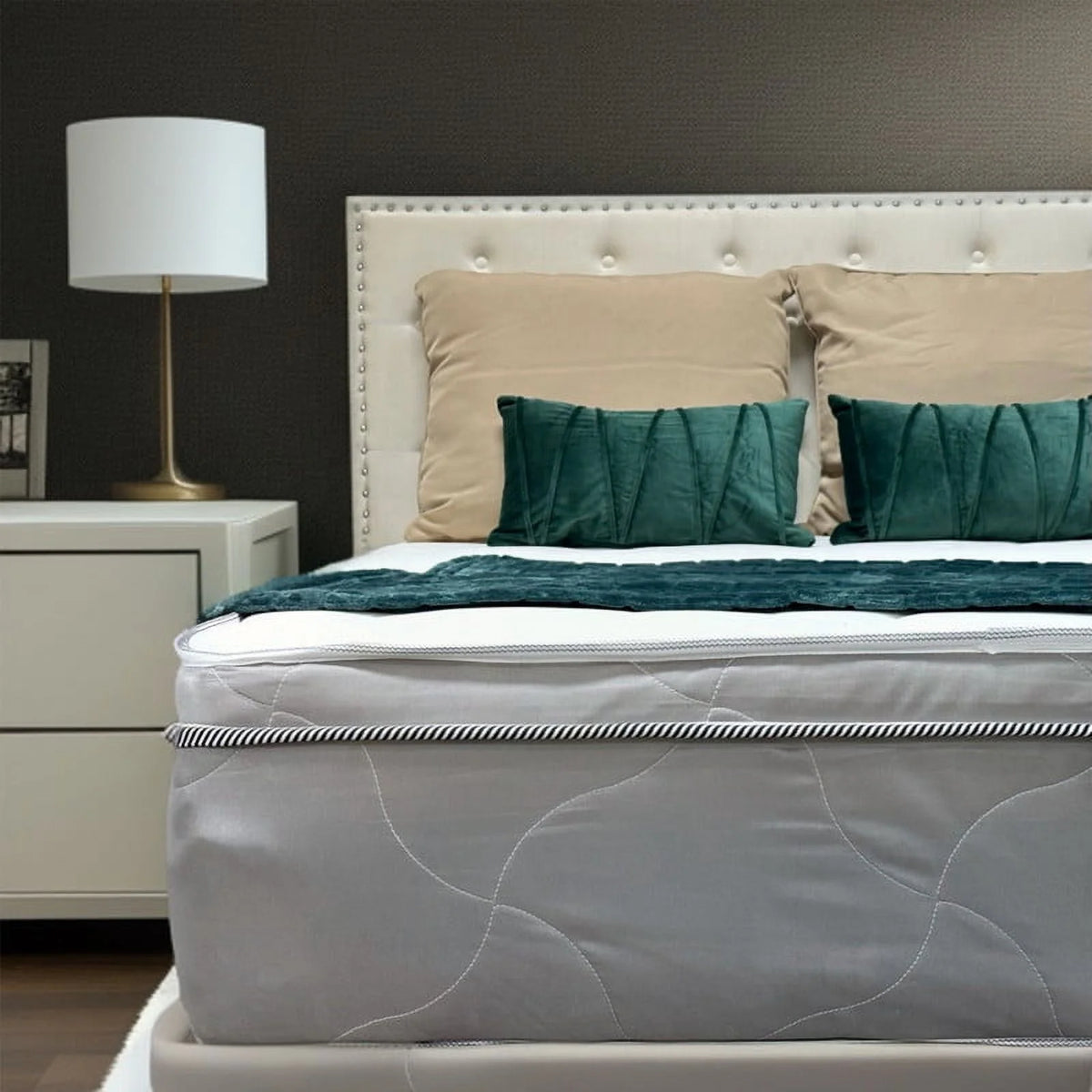 8 Inch Comfort Foam & Spring Hybrid Queen Mattress I30760