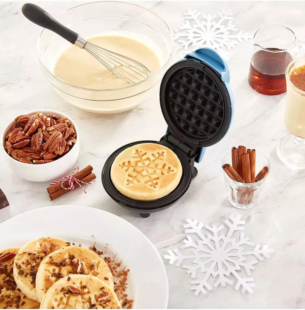 Snowflake Mini Waffle Maker J754849