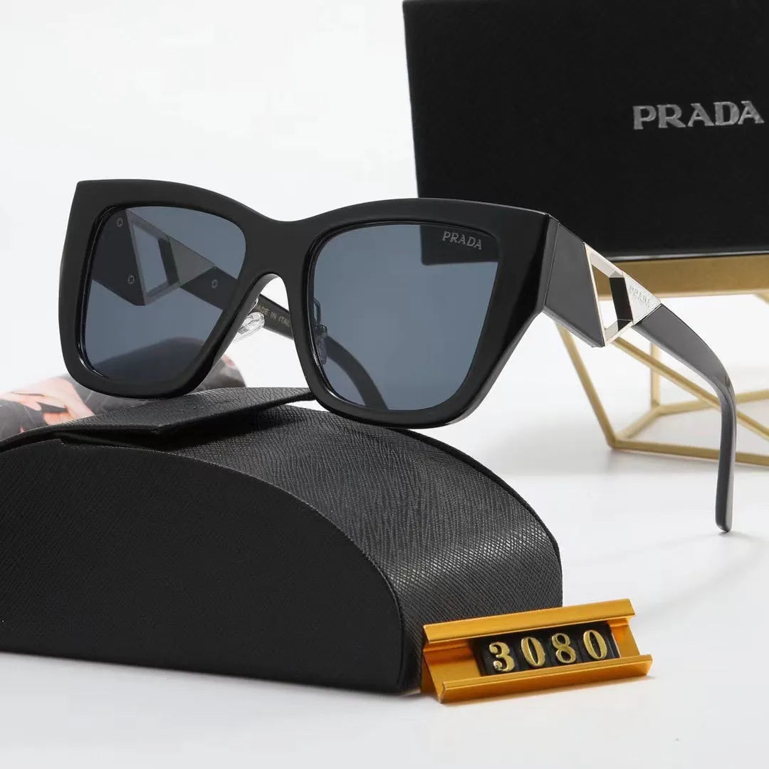 Fashion PA Letter Triangle Hollow Print Sunglasses V613620
