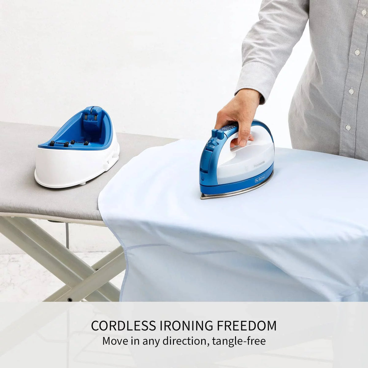 Cordless Steam Iron D71581
