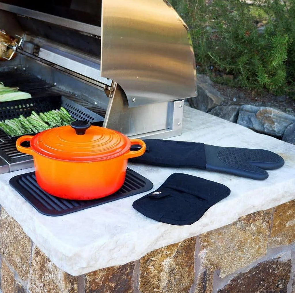Heavy Duty 5-Piece Grilling & Kitchen Set with Silicone Q2782
