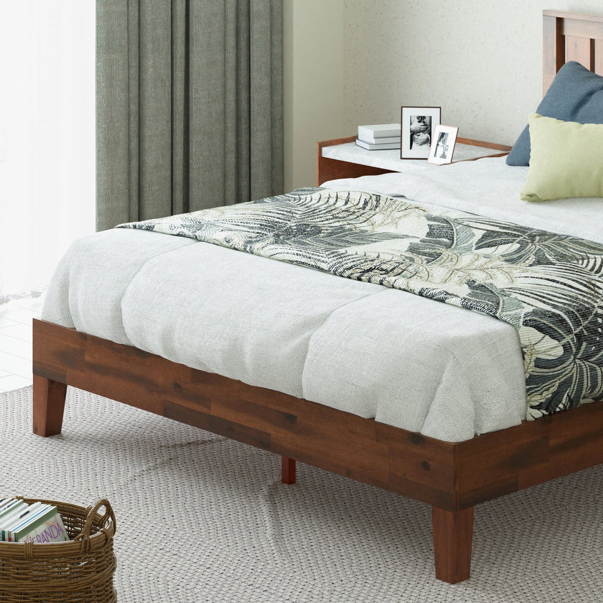Queen Wood Platform Bed Frame with Headboard T4675