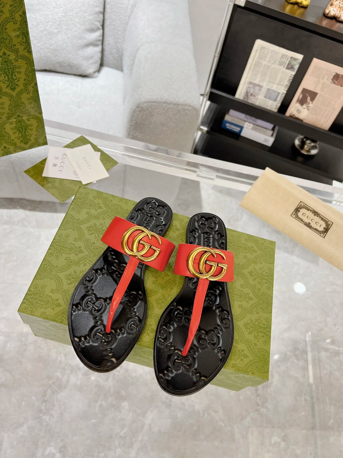 Men and Women Slippers S1091