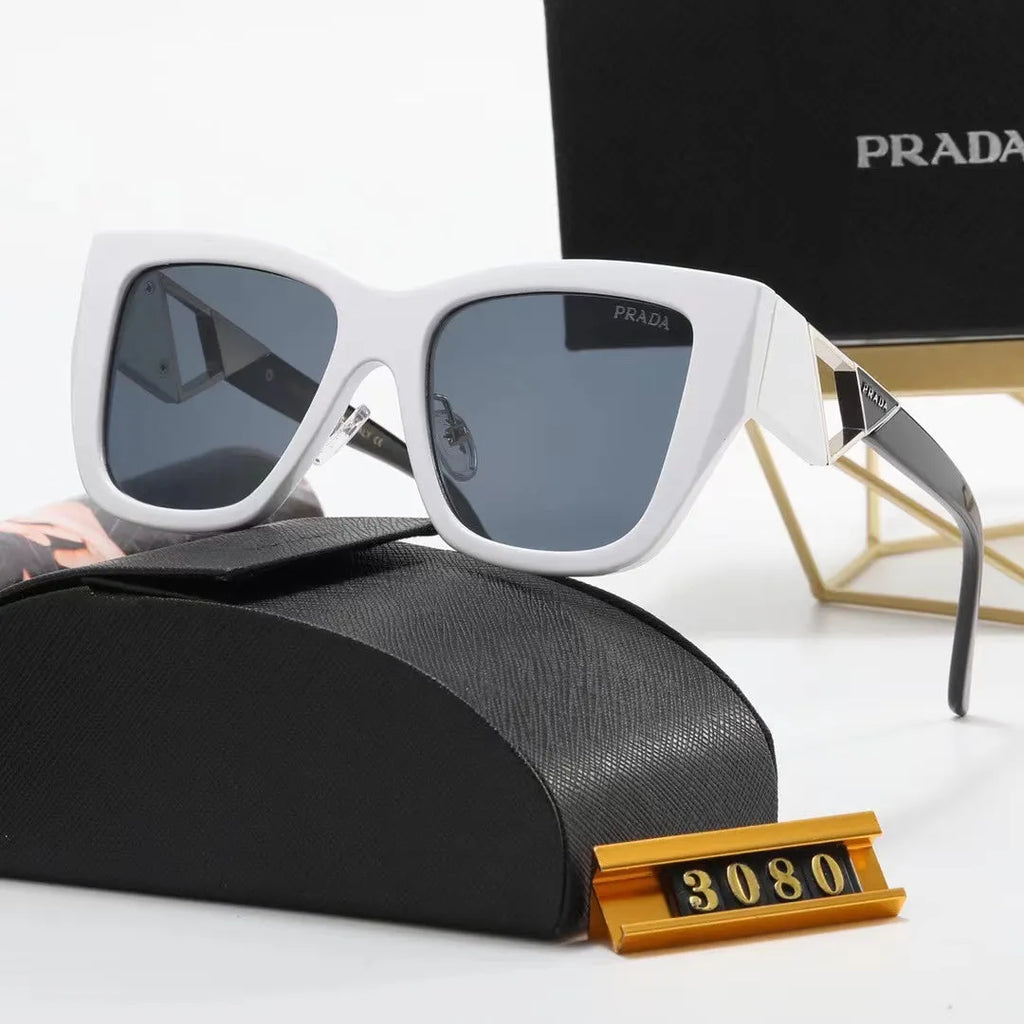 Fashion PA Letter Triangle Hollow Print Sunglasses V613620